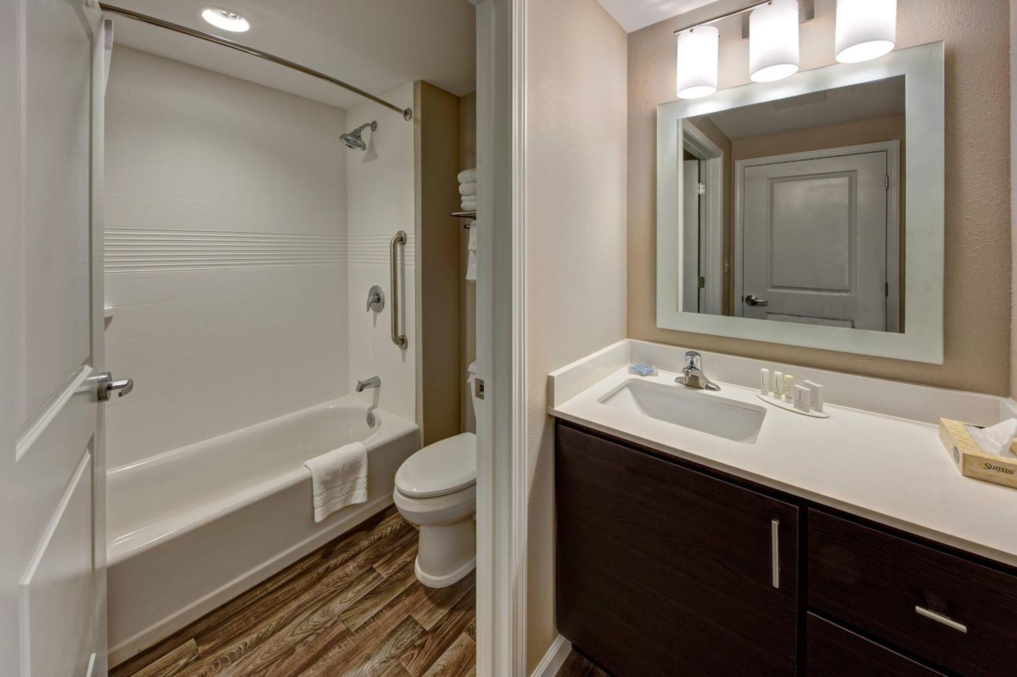 Towneplace Suites By Marriott Auburn University Area Exterior foto
